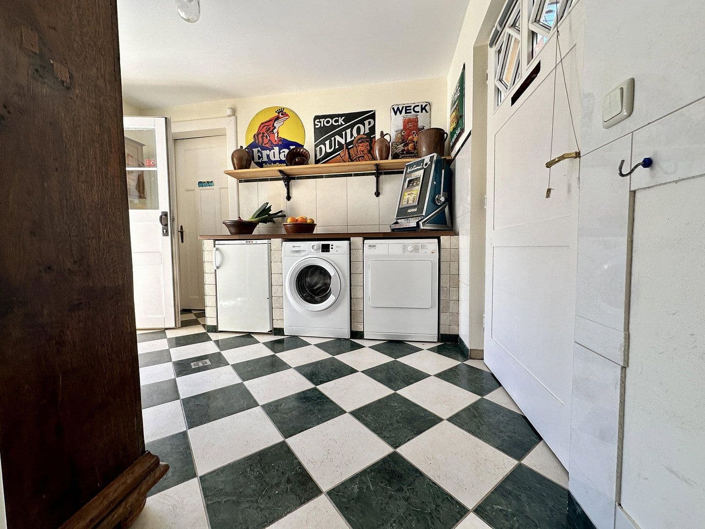 Prodej domu 280 m², pozemek 3.500 m², Kiel, Šlesvicko-Holštýnsko Prodej domu 280 m², pozemek 3.500 m², Kiel, Šlesvicko-Holštýnsko