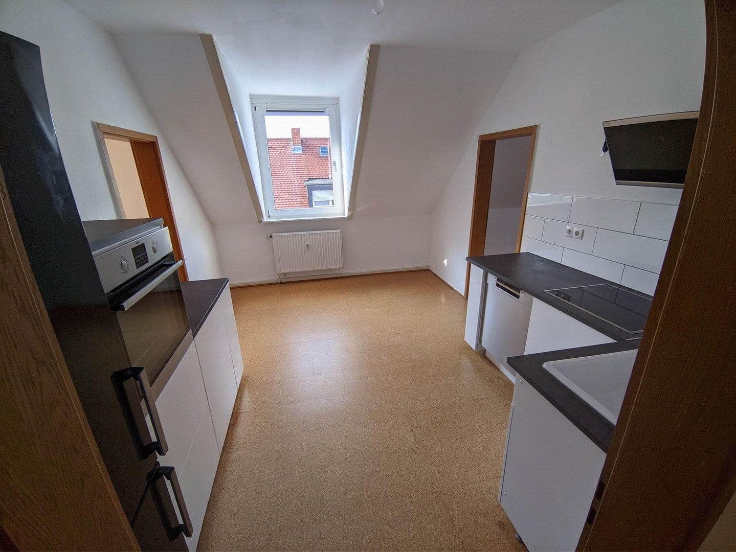 Pronájem bytu 4+1 95 m², Mannheim, Bádensko-Württembersko Pronájem bytu 4+1 95 m², Mannheim, Bádensko-Württembersko
