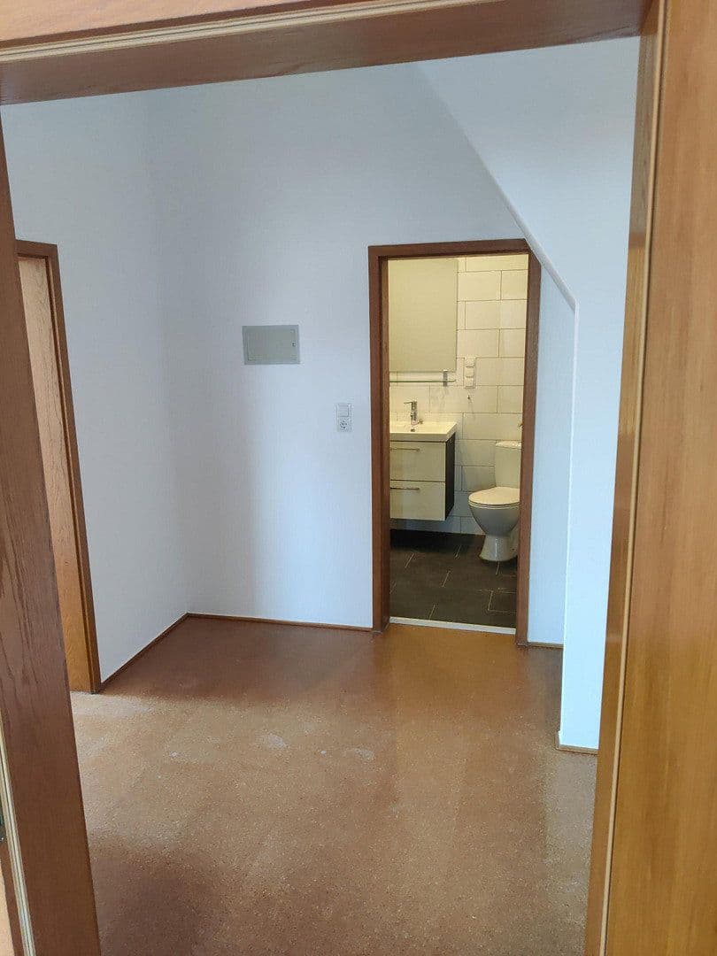 Pronájem bytu 4+1 95 m², Mannheim, Bádensko-Württembersko Pronájem bytu 4+1 95 m², Mannheim, Bádensko-Württembersko