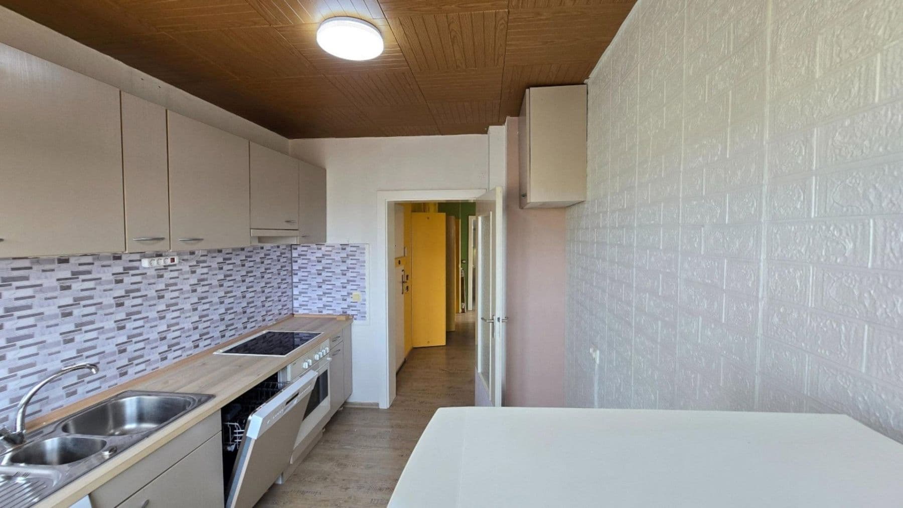 Pronájem bytu 2+1 55 m², Höltestraße 31, Essen, Severní Porýní-Vestfálsko Pronájem bytu 2+1 55 m², Höltestraße 31, Essen, Severní Porýní-Vestfálsko
