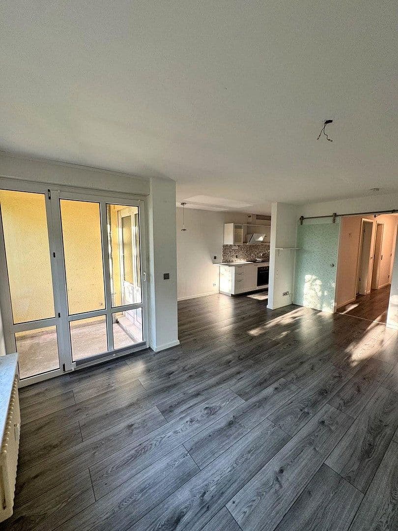 Prodej bytu 3+1 78 m², Wehrmathen, Schönefeld, Braniborsko Prodej bytu 3+1 78 m², Wehrmathen, Schönefeld, Braniborsko