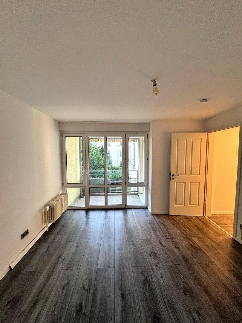 Prodej bytu 3+1 78 m², Wehrmathen, Schönefeld, Braniborsko Prodej bytu 3+1 78 m², Wehrmathen, Schönefeld, Braniborsko