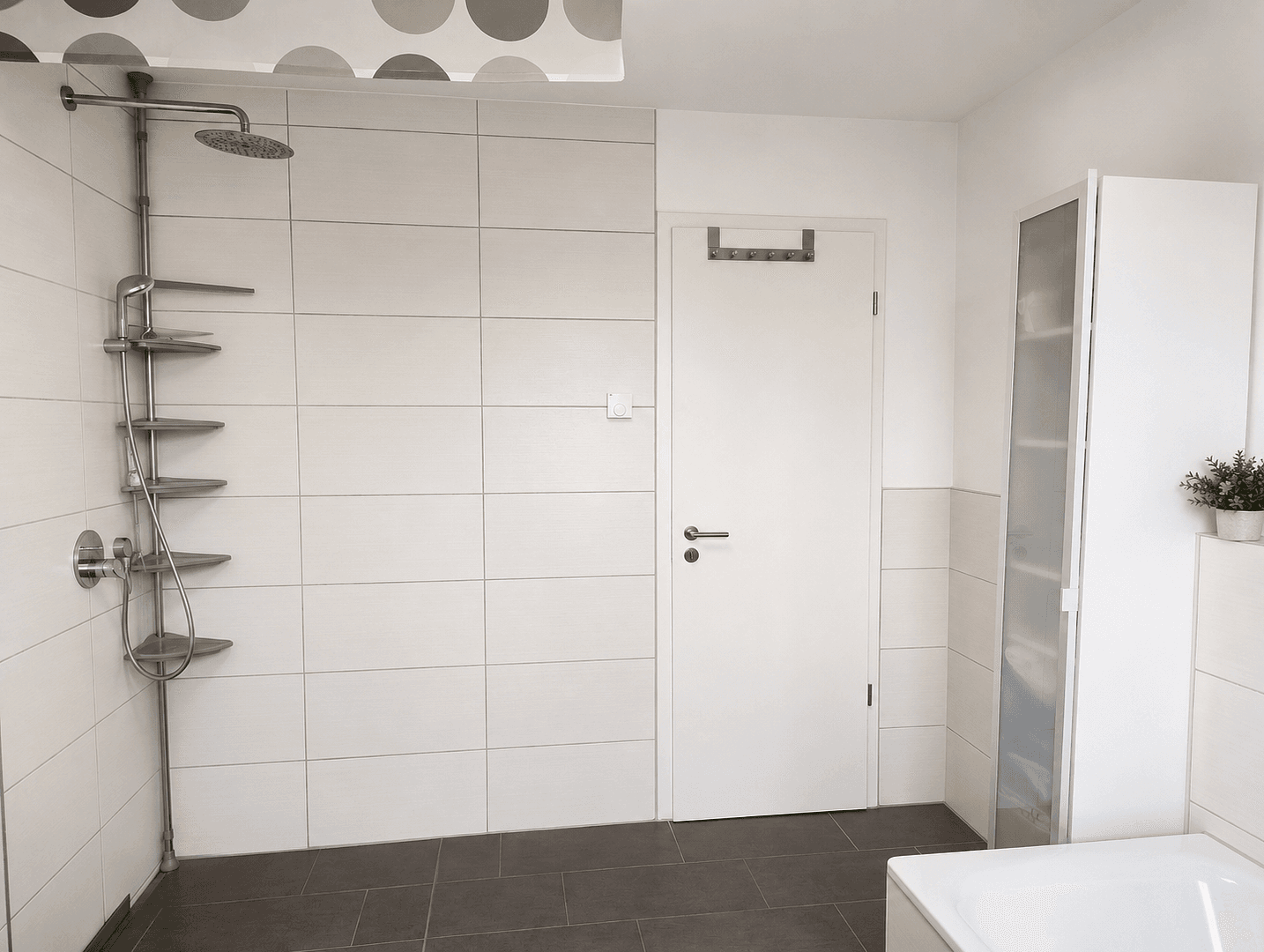 Prodej bytu 3+1 93 m², Berttolt-Brecht Allee 1-17, Schönefeld, Braniborsko Prodej bytu 3+1 93 m², Berttolt-Brecht Allee 1-17, Schönefeld, Braniborsko