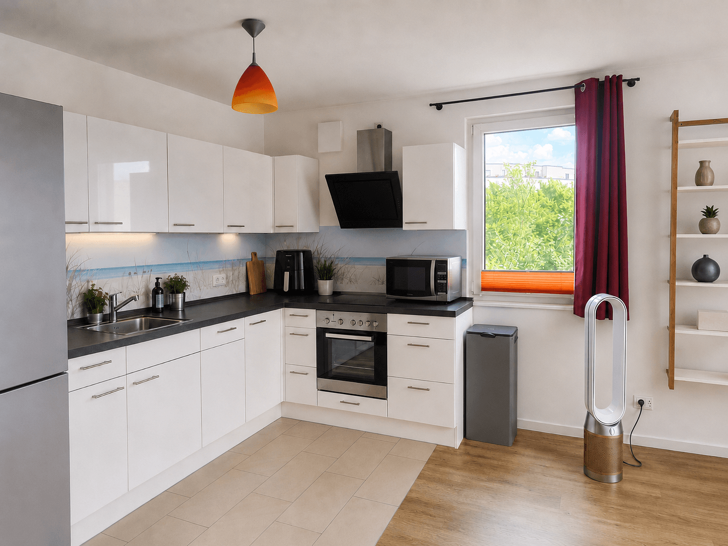 Prodej bytu 3+1 93 m², Berttolt-Brecht Allee 1-17, Schönefeld, Braniborsko Prodej bytu 3+1 93 m², Berttolt-Brecht Allee 1-17, Schönefeld, Braniborsko