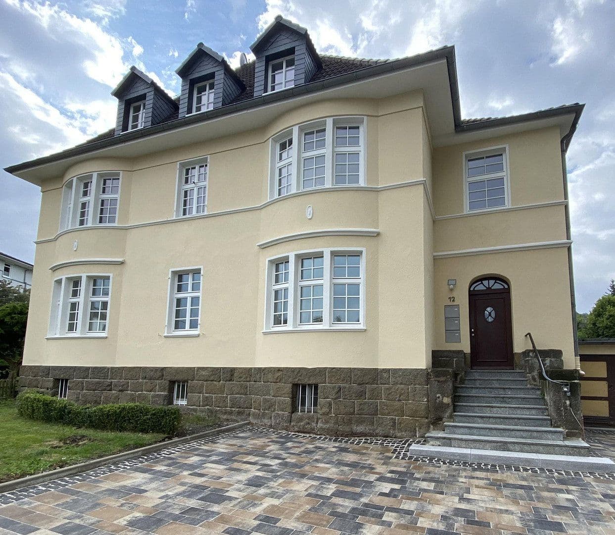 Pronájem bytu 3+kk 150 m², Döncheweg 12, Kassel, Hessen Pronájem bytu 3+kk 150 m², Döncheweg 12, Kassel, Hessen