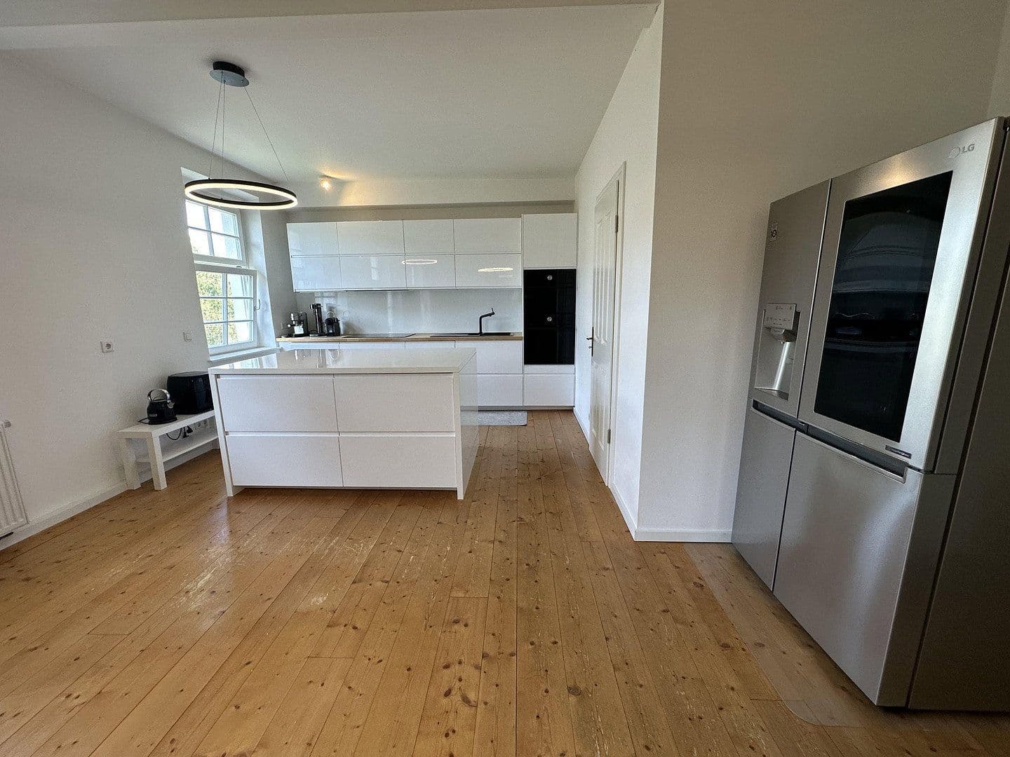 Pronájem bytu 3+kk 150 m², Döncheweg 12, Kassel, Hessen Pronájem bytu 3+kk 150 m², Döncheweg 12, Kassel, Hessen