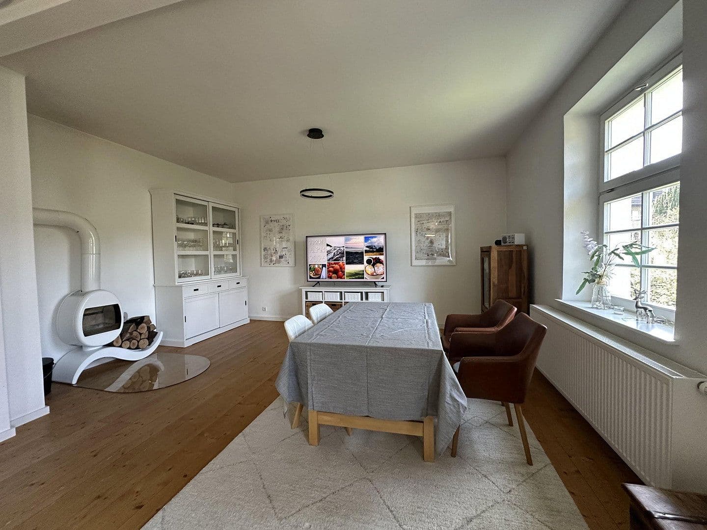Pronájem bytu 3+kk 150 m², Döncheweg 12, Kassel, Hessen Pronájem bytu 3+kk 150 m², Döncheweg 12, Kassel, Hessen