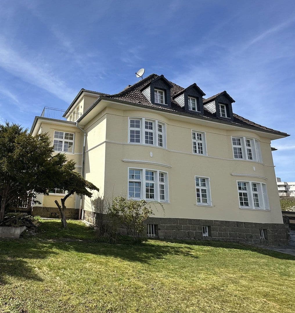 Pronájem bytu 3+kk 150 m², Döncheweg 12, Kassel, Hessen Pronájem bytu 3+kk 150 m², Döncheweg 12, Kassel, Hessen