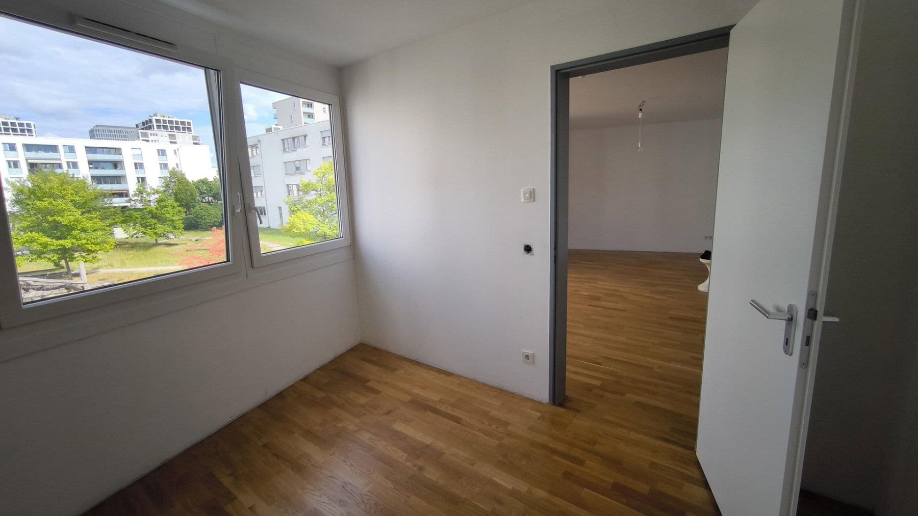 Prodej bytu 3+1 86 m², Eisnergutbogen 35, München, Bavorsko Prodej bytu 3+1 86 m², Eisnergutbogen 35, München, Bavorsko