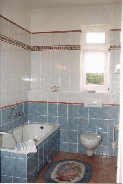 Pronájem bytu 4+1 84 m², Brucknerstraße 15, Weimar, Durynsko Pronájem bytu 4+1 84 m², Brucknerstraße 15, Weimar, Durynsko