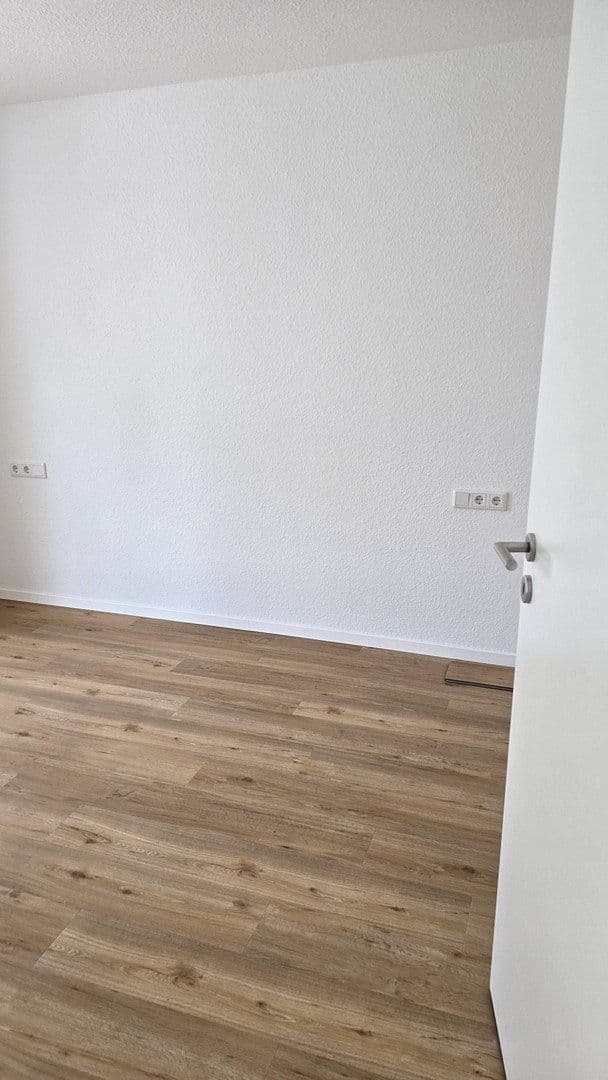 Pronájem bytu 2+1 52 m², Renningen, Bádensko-Württembersko Pronájem bytu 2+1 52 m², Renningen, Bádensko-Württembersko