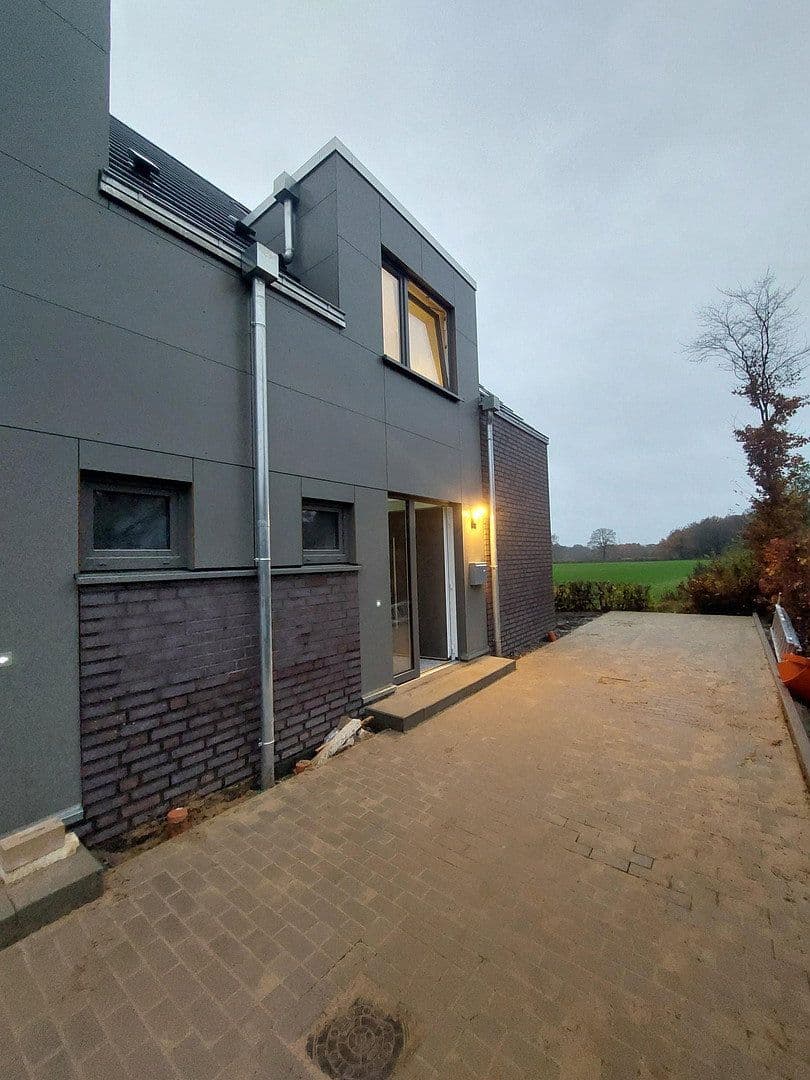 Pronájem domu 118 m², pozemek 248 m², Prisdorf, Šlesvicko-Holštýnsko Pronájem domu 118 m², pozemek 248 m², Prisdorf, Šlesvicko-Holštýnsko