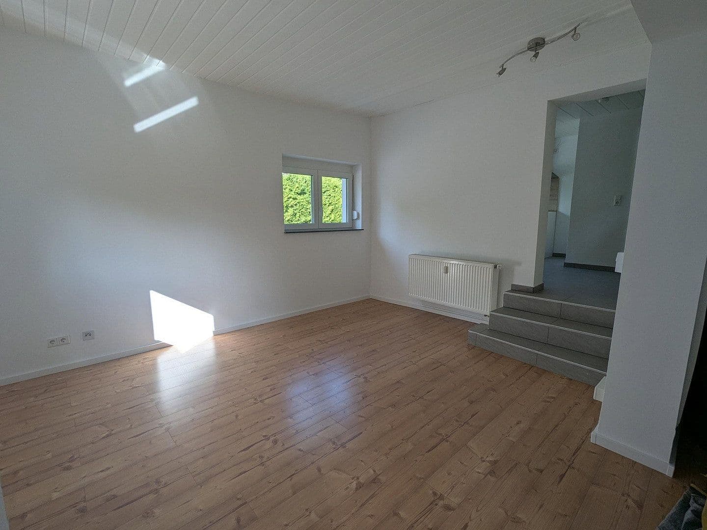 Pronájem bytu 2+1 55 m², Bleuelwiesen 3/1, Albstadt, Bádensko-Württembersko Pronájem bytu 2+1 55 m², Bleuelwiesen 3/1, Albstadt, Bádensko-Württembersko