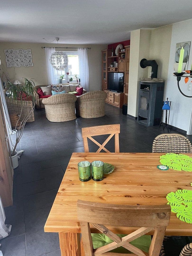 Prodej domu 157 m², pozemek 1.335 m², Mattenstieg 6, Seevetal, Dolní Sasko Prodej domu 157 m², pozemek 1.335 m², Mattenstieg 6, Seevetal, Dolní Sasko