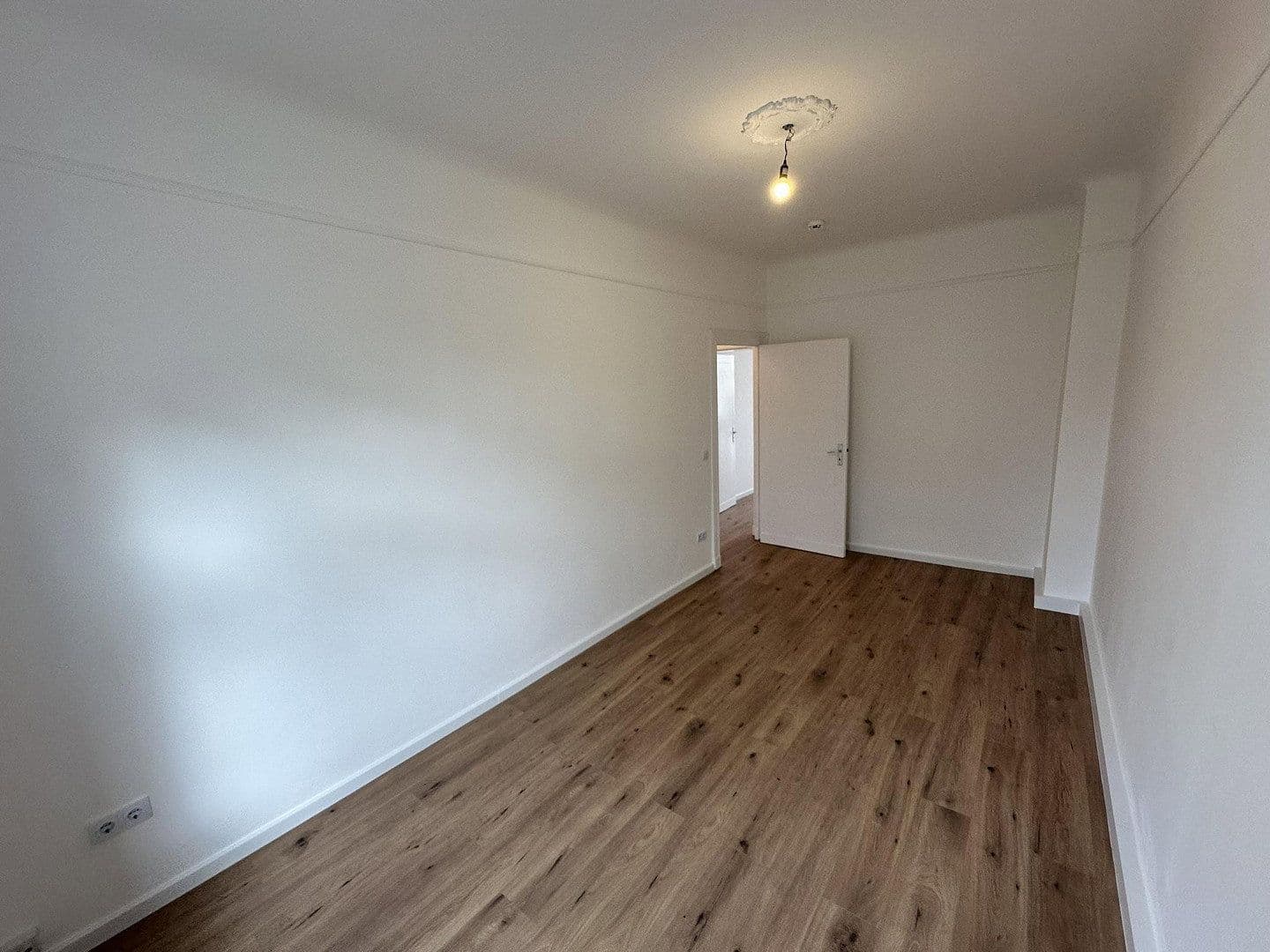 Pronájem bytu 2+kk 65 m², Kurstraße 10, Berlin Spandau, Berlín Pronájem bytu 2+kk 65 m², Kurstraße 10, Berlin Spandau, Berlín