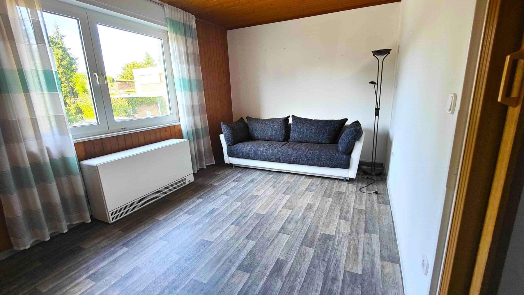 Prodej domu 207 m², pozemek 498 m², Scharfensteiner Straße 19, Offenbach, Hessen Prodej domu 207 m², pozemek 498 m², Scharfensteiner Straße 19, Offenbach, Hessen