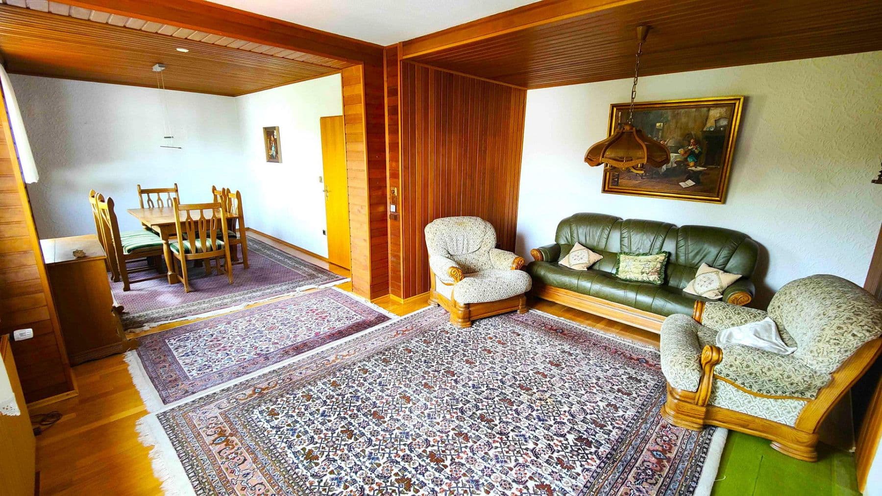 Prodej domu 207 m², pozemek 498 m², Scharfensteiner Straße 19, Offenbach, Hessen Prodej domu 207 m², pozemek 498 m², Scharfensteiner Straße 19, Offenbach, Hessen