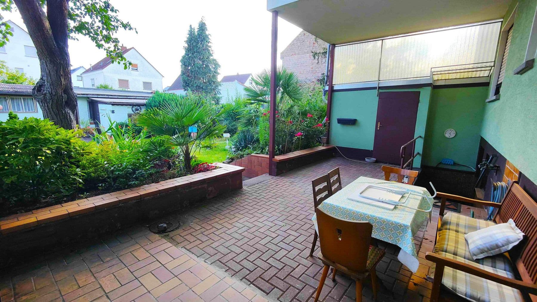 Prodej domu 207 m², pozemek 498 m², Scharfensteiner Straße 19, Offenbach, Hessen Prodej domu 207 m², pozemek 498 m², Scharfensteiner Straße 19, Offenbach, Hessen