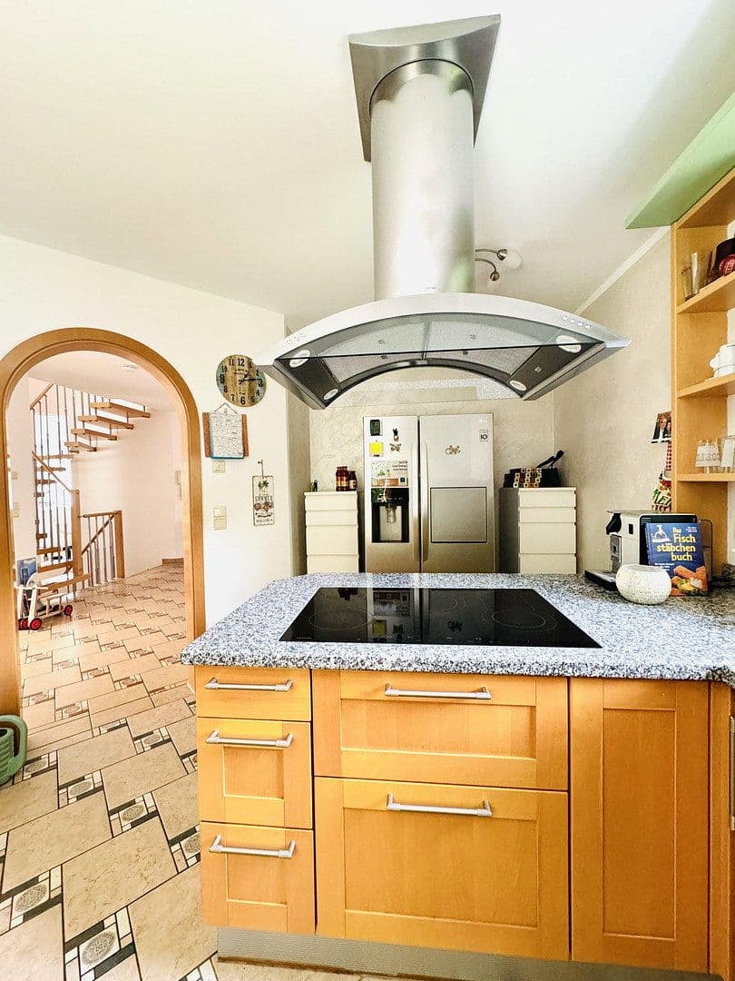 Pronájem domu 330 m², pozemek 1.100 m², Haimhausen, Bavorsko Pronájem domu 330 m², pozemek 1.100 m², Haimhausen, Bavorsko
