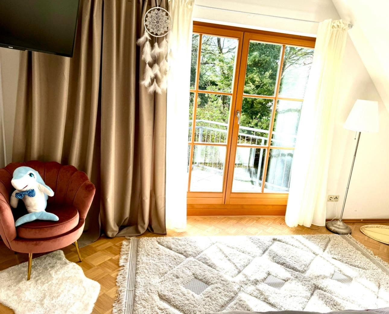 Pronájem domu 330 m², pozemek 1.100 m², Haimhausen, Bavorsko Pronájem domu 330 m², pozemek 1.100 m², Haimhausen, Bavorsko