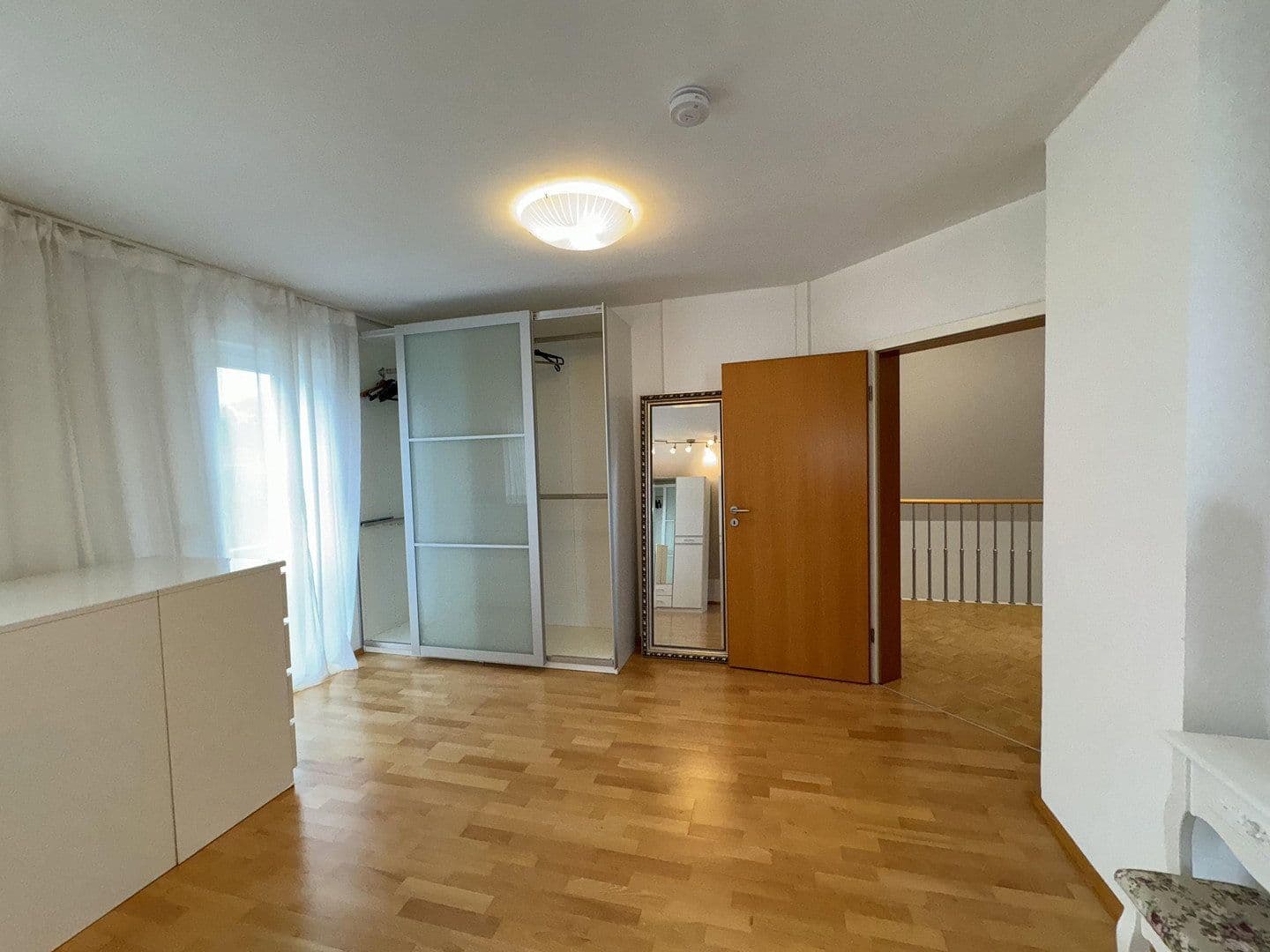 Pronájem domu 330 m², pozemek 1.100 m², Haimhausen, Bavorsko Pronájem domu 330 m², pozemek 1.100 m², Haimhausen, Bavorsko