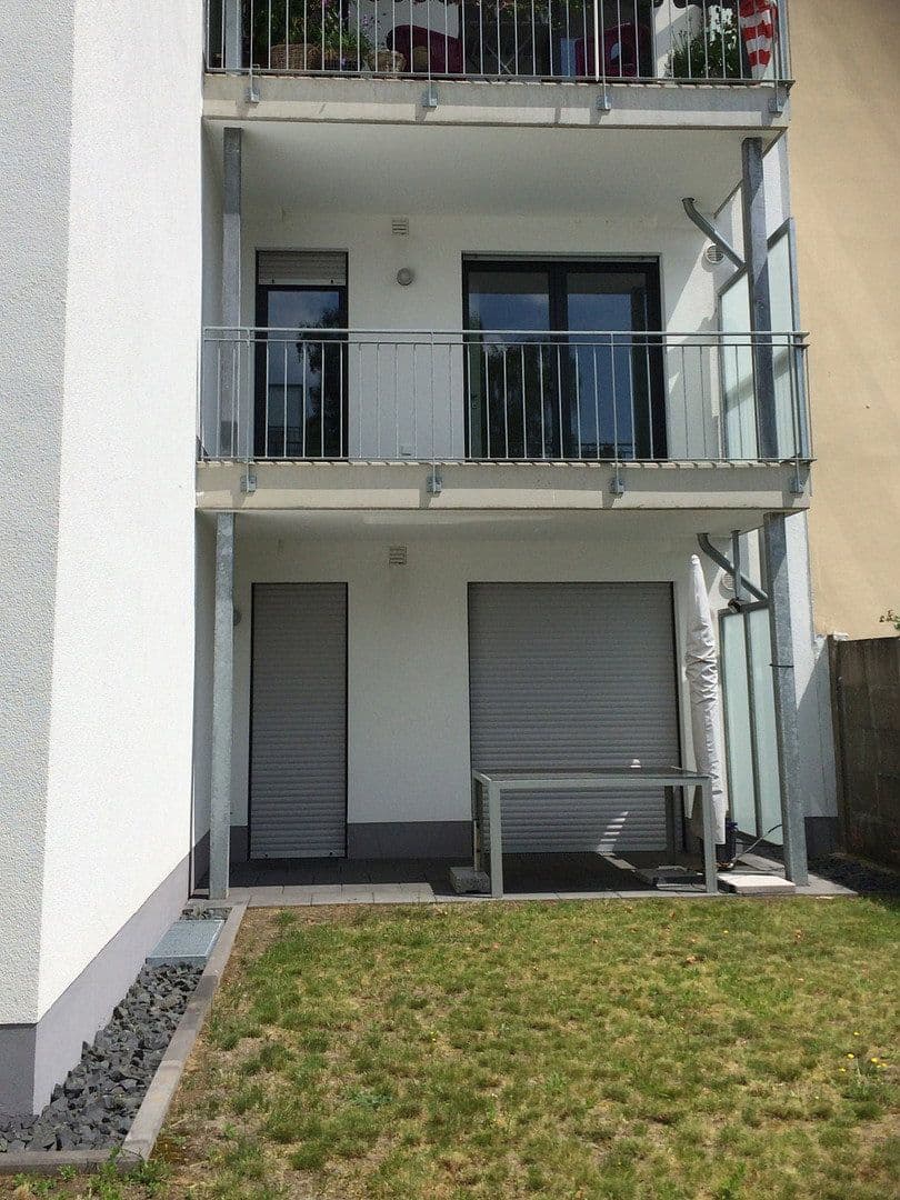 Pronájem bytu 2+1 47 m², Römerstr. 67, Bonn, Severní Porýní-Vestfálsko Pronájem bytu 2+1 47 m², Römerstr. 67, Bonn, Severní Porýní-Vestfálsko