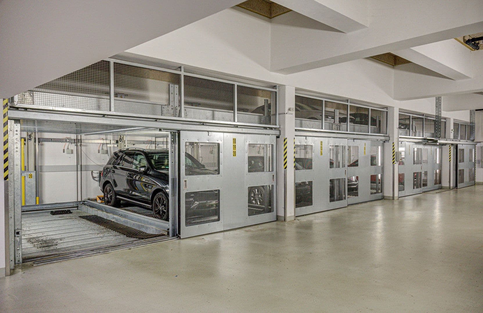 Pronájem bytu 3+1 128 m², Contrescarpe 95-97, Bremen, Bremen Pronájem bytu 3+1 128 m², Contrescarpe 95-97, Bremen, Bremen