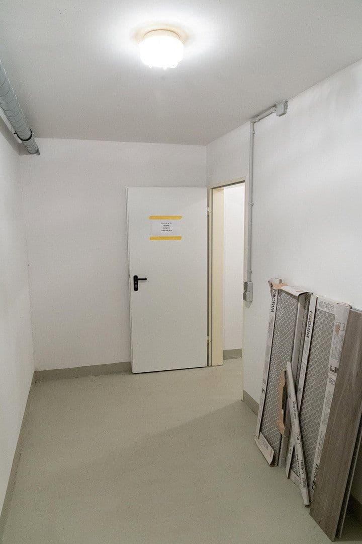 Pronájem bytu 3+1 128 m², Contrescarpe 95-97, Bremen, Bremen Pronájem bytu 3+1 128 m², Contrescarpe 95-97, Bremen, Bremen