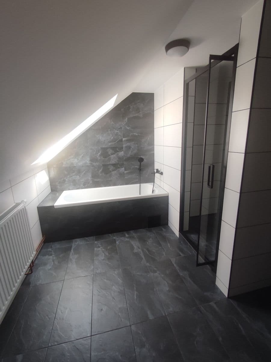Pronájem bytu 4+1 80 m², Borový vrch, Liberec, Liberecký kraj Pronájem bytu 4+1 80 m², Borový vrch, Liberec, Liberecký kraj