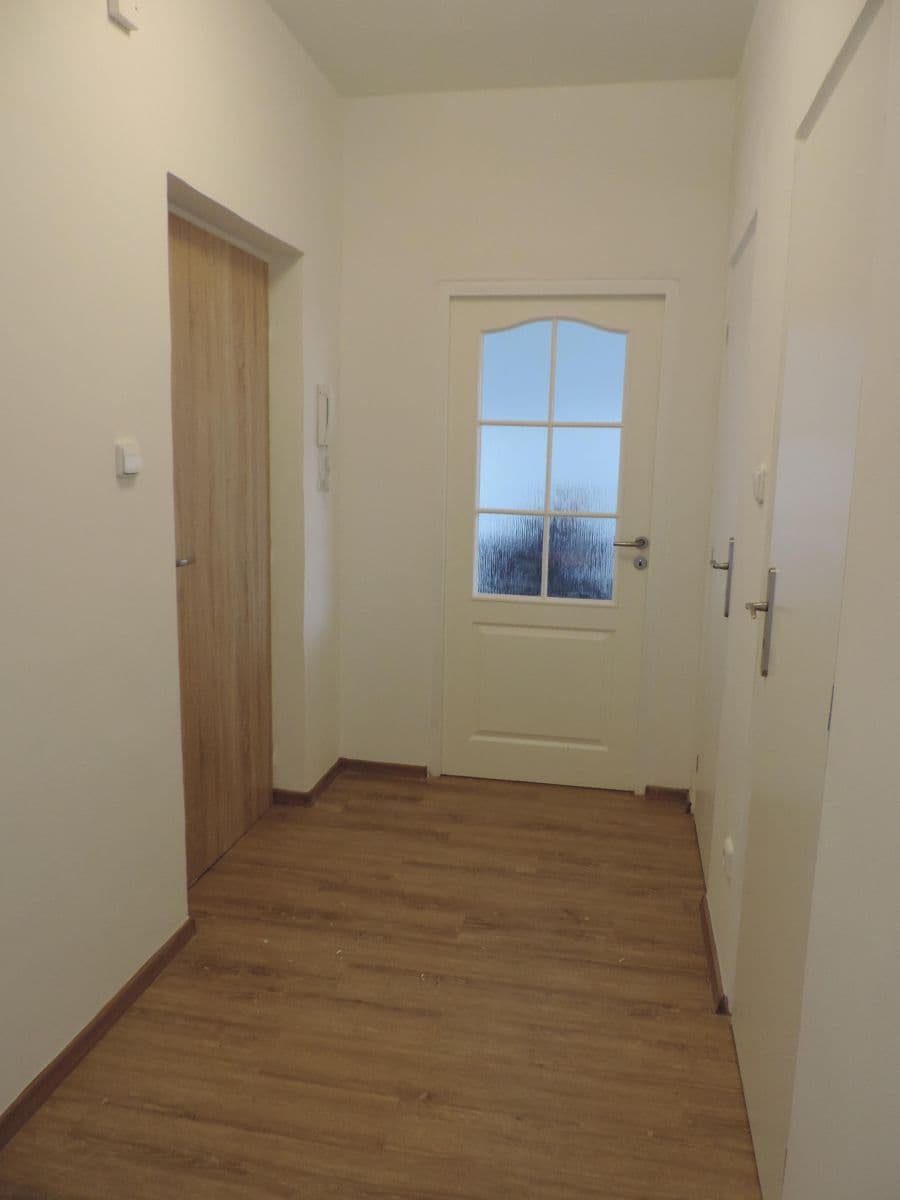 Pronájem bytu 2+1 53 m², Švermova, Beroun, Středočeský kraj Pronájem bytu 2+1 53 m², Švermova, Beroun, Středočeský kraj