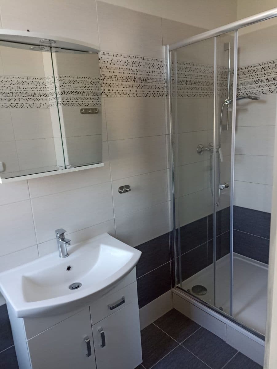 Pronájem bytu 1+1 45 m², Náchodská, Praha, Praha Pronájem bytu 1+1 45 m², Náchodská, Praha, Praha