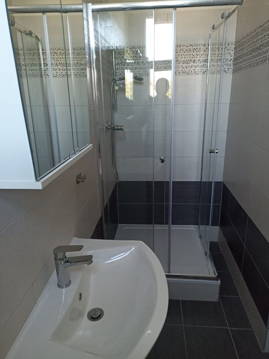 Pronájem bytu 1+1 45 m², Náchodská, Praha, Praha Pronájem bytu 1+1 45 m², Náchodská, Praha, Praha