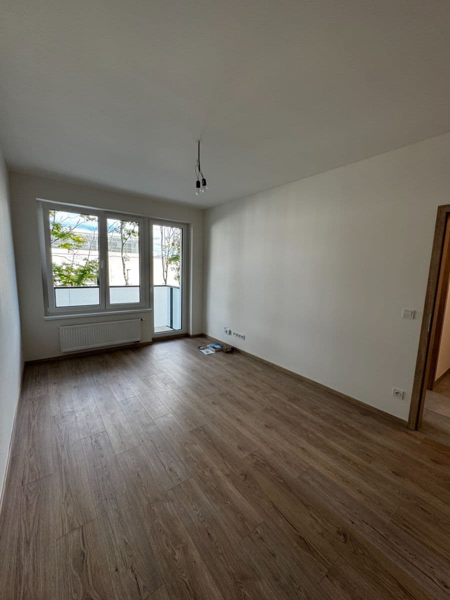 Prodej bytu 2+kk 48 m², U Továren, Praha, Praha Prodej bytu 2+kk 48 m², U Továren, Praha, Praha