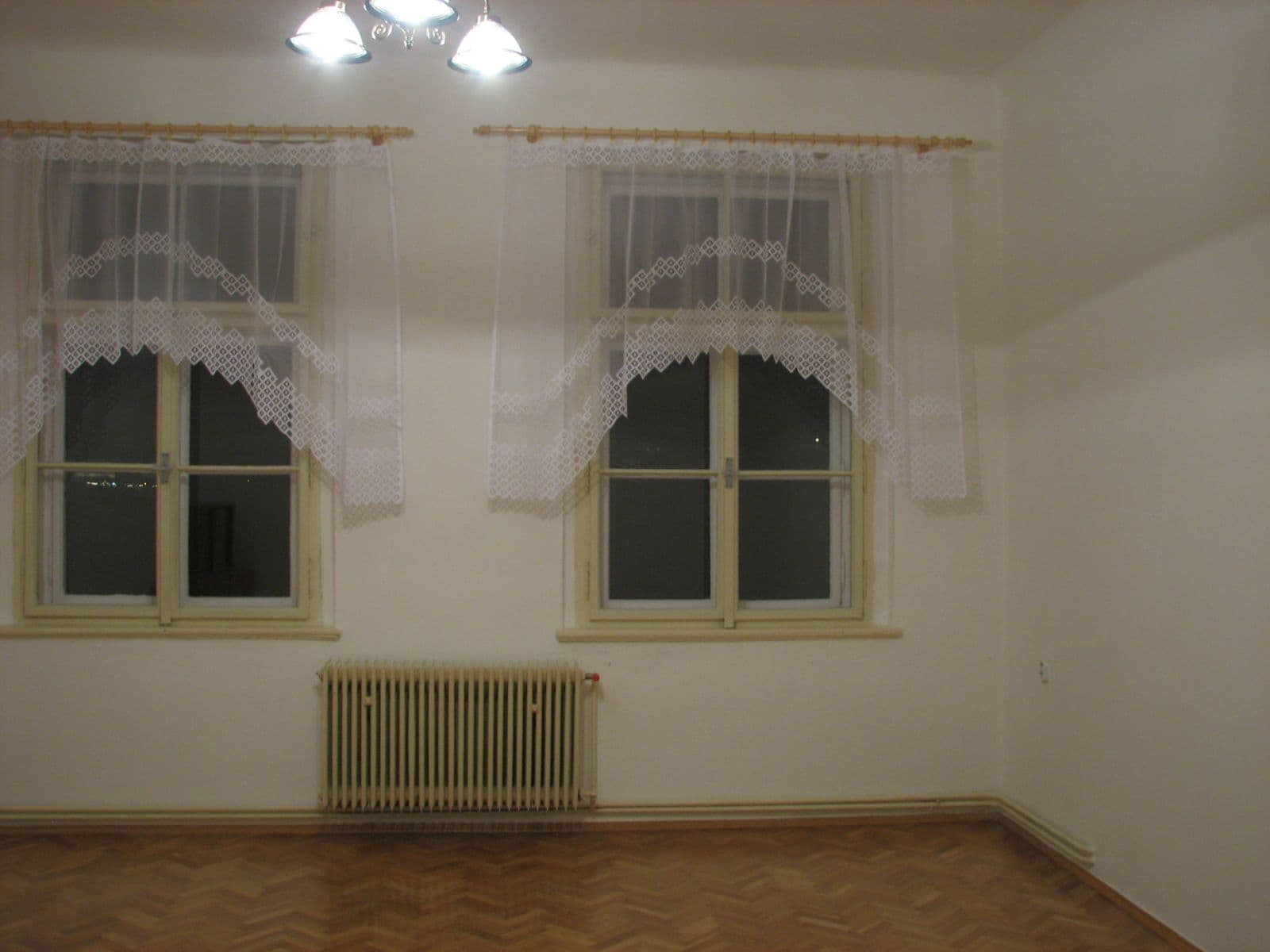Pronájem bytu 3+1 90 m², Švédská, Praha, Praha Pronájem bytu 3+1 90 m², Švédská, Praha, Praha
