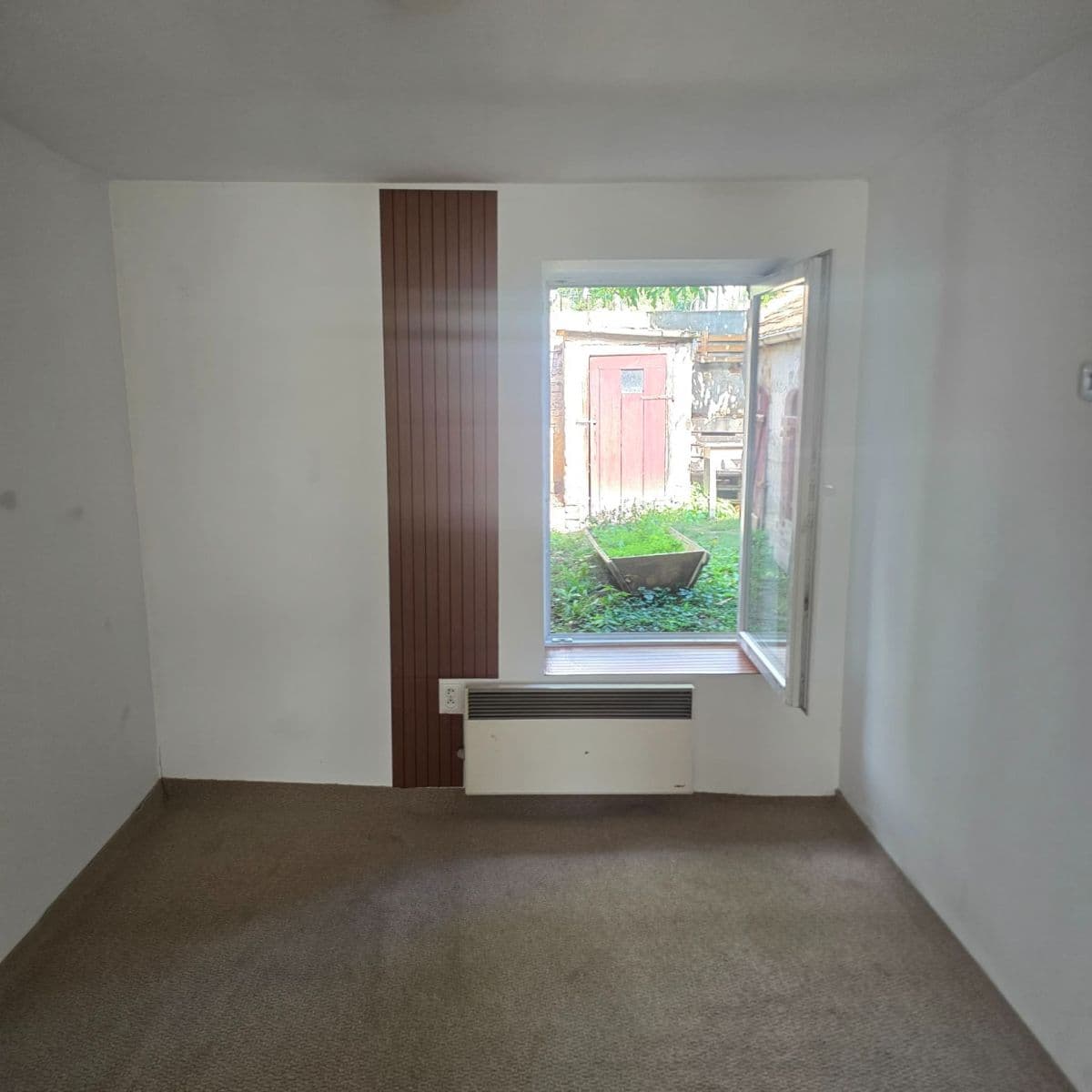 Pronájem domu 42 m², pozemek 140 m², Husova, Zlonice, Středočeský kraj Pronájem domu 42 m², pozemek 140 m², Husova, Zlonice, Středočeský kraj