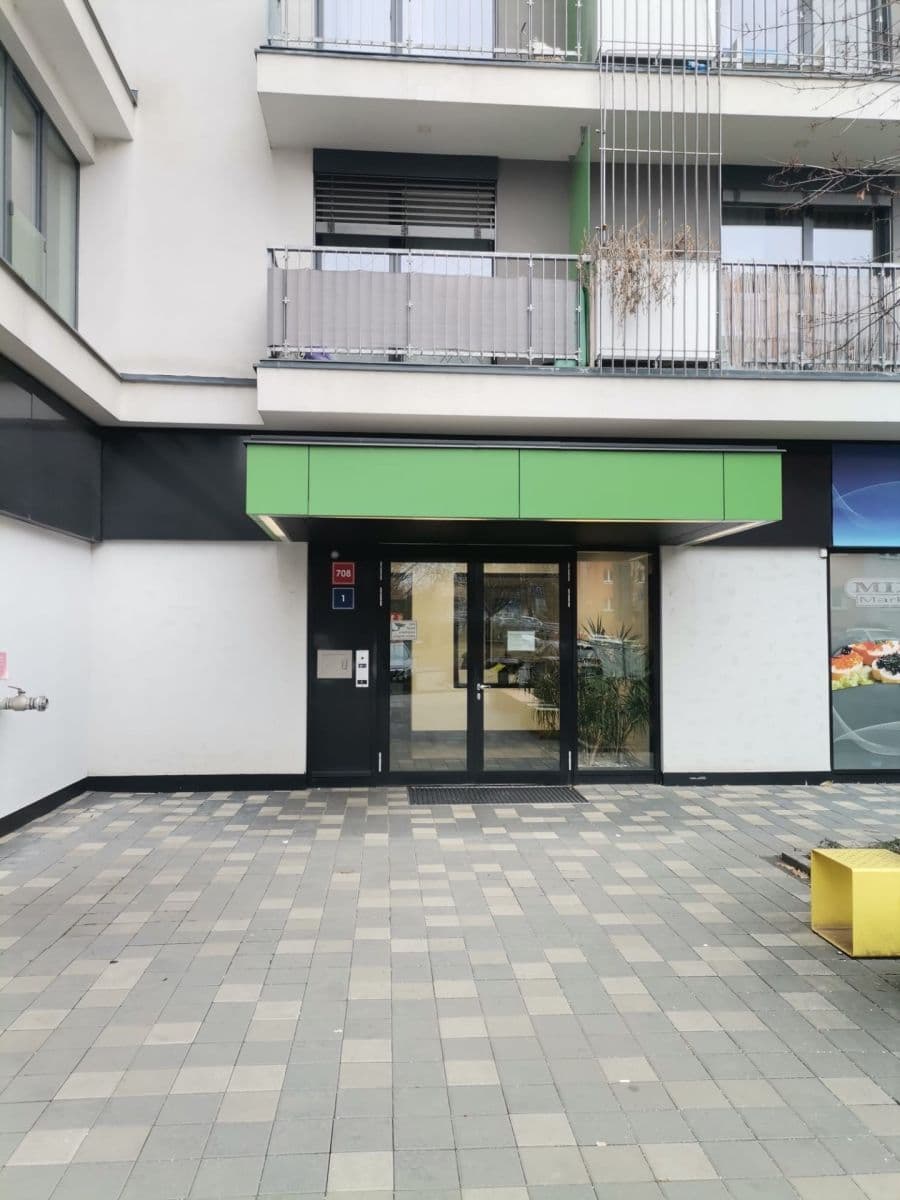 Pronájem bytu 1+kk 37 m², Nad Úžlabinou, Praha, Praha Pronájem bytu 1+kk 37 m², Nad Úžlabinou, Praha, Praha