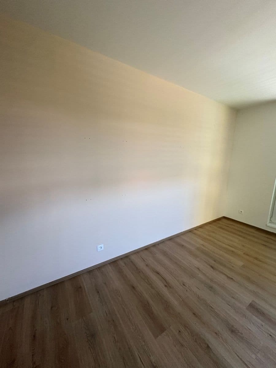 Pronájem bytu 1+kk 37 m², Nad Úžlabinou, Praha, Praha Pronájem bytu 1+kk 37 m², Nad Úžlabinou, Praha, Praha