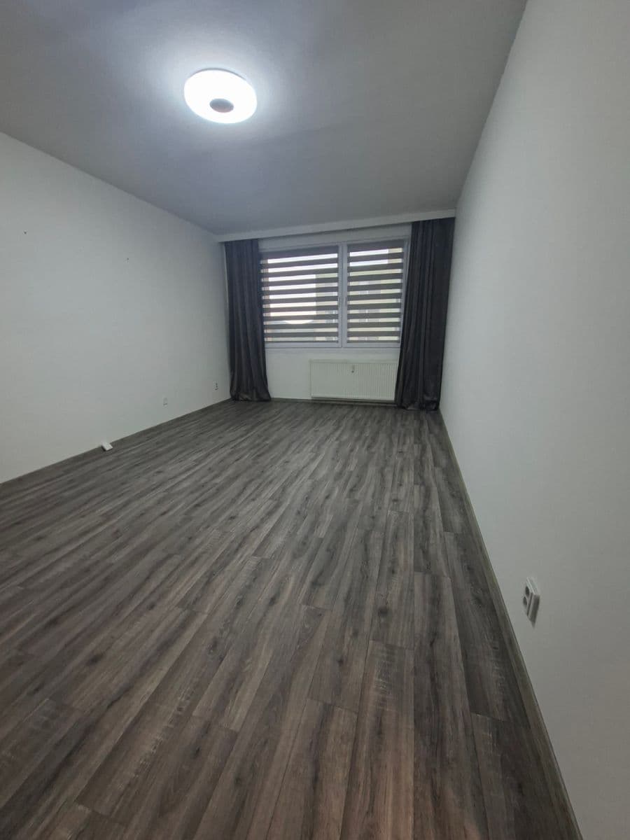 Pronájem bytu 2+1 61 m², Česká, Prachatice, Jihočeský kraj Pronájem bytu 2+1 61 m², Česká, Prachatice, Jihočeský kraj