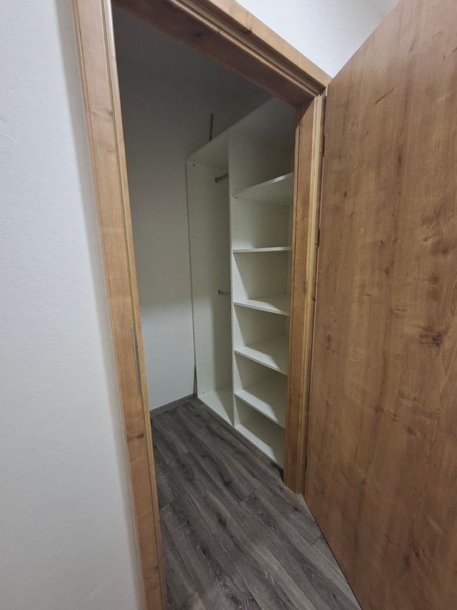 Pronájem bytu 2+1 61 m², Česká, Prachatice, Jihočeský kraj Pronájem bytu 2+1 61 m², Česká, Prachatice, Jihočeský kraj