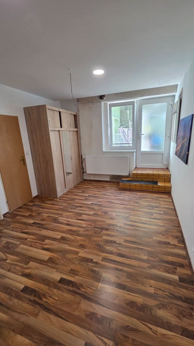 Pronájem bytu 1+kk 30 m², Votroubkova, Brno, Jihomoravský kraj Pronájem bytu 1+kk 30 m², Votroubkova, Brno, Jihomoravský kraj