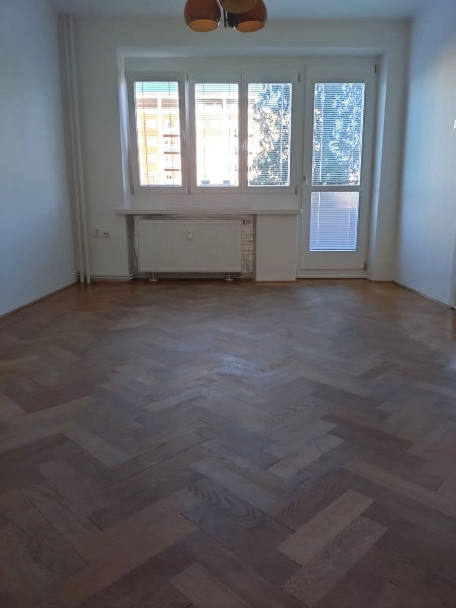 Prodej bytu 2+1 60 m², třída Tomáše Bati, Zlín, Zlínský kraj Prodej bytu 2+1 60 m², třída Tomáše Bati, Zlín, Zlínský kraj