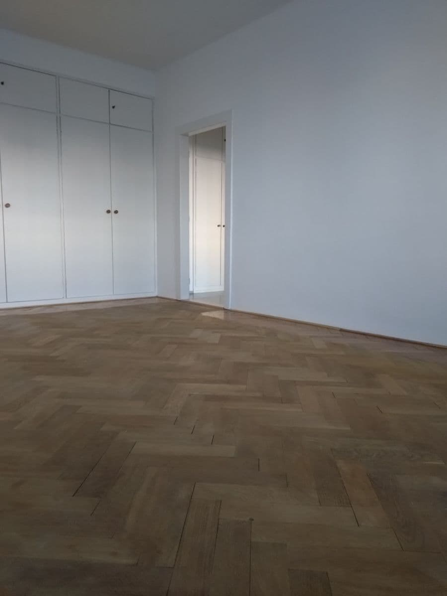Prodej bytu 2+1 60 m², třída Tomáše Bati, Zlín, Zlínský kraj Prodej bytu 2+1 60 m², třída Tomáše Bati, Zlín, Zlínský kraj