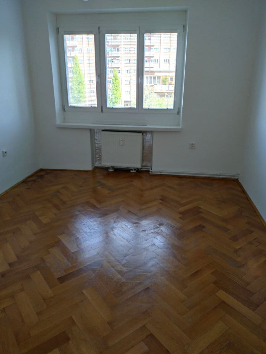 Prodej bytu 2+1 60 m², třída Tomáše Bati, Zlín, Zlínský kraj Prodej bytu 2+1 60 m², třída Tomáše Bati, Zlín, Zlínský kraj