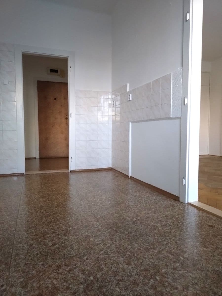 Prodej bytu 2+1 60 m², třída Tomáše Bati, Zlín, Zlínský kraj Prodej bytu 2+1 60 m², třída Tomáše Bati, Zlín, Zlínský kraj