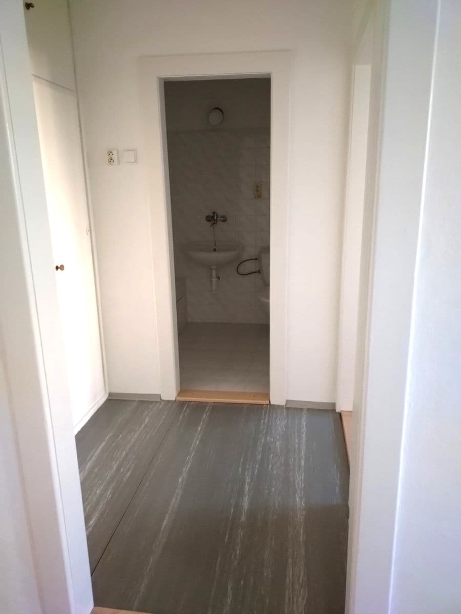 Prodej bytu 2+1 60 m², třída Tomáše Bati, Zlín, Zlínský kraj Prodej bytu 2+1 60 m², třída Tomáše Bati, Zlín, Zlínský kraj