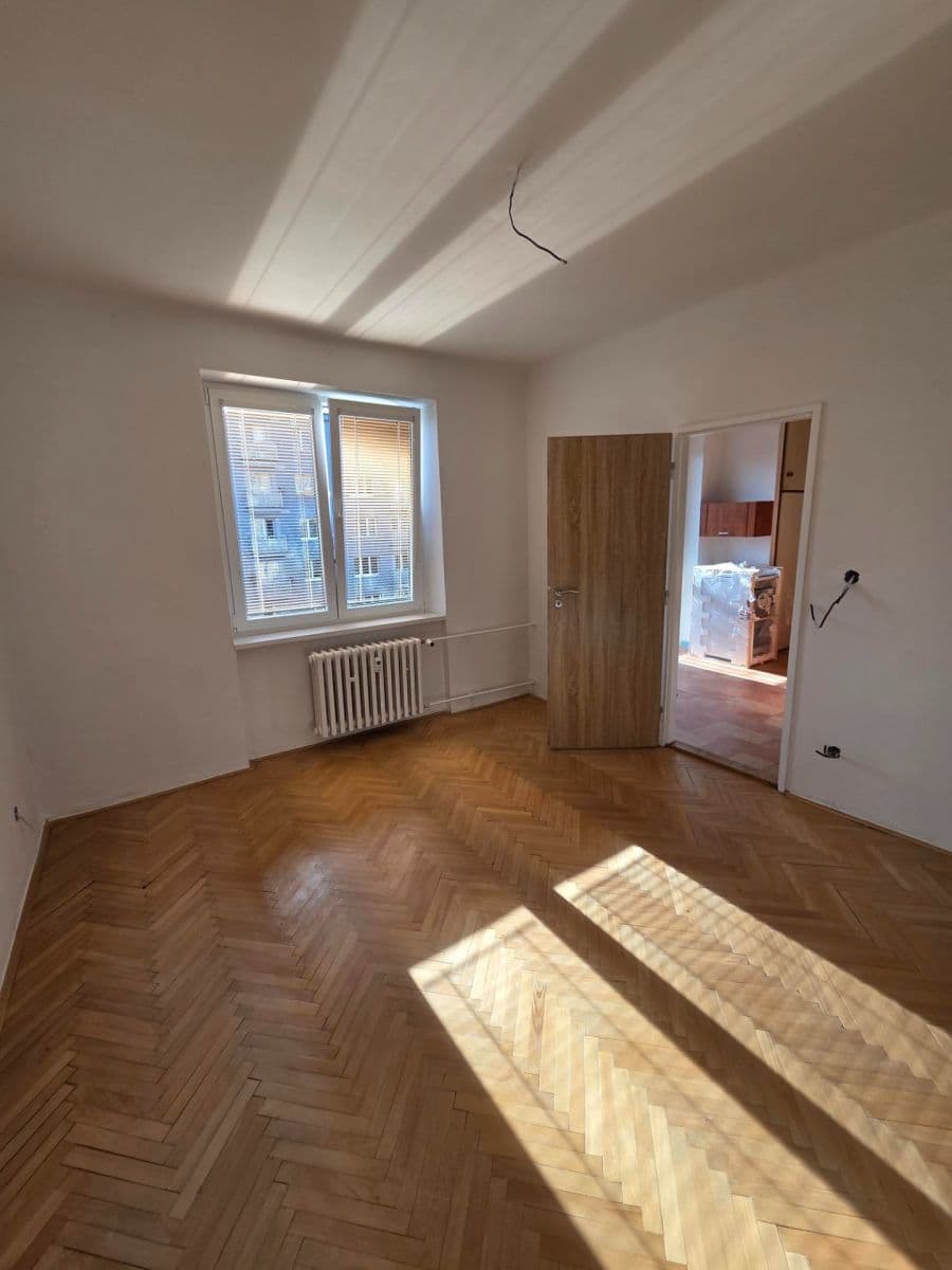 Pronájem bytu 2+1 56 m², Střimelická, Praha, Praha Pronájem bytu 2+1 56 m², Střimelická, Praha, Praha