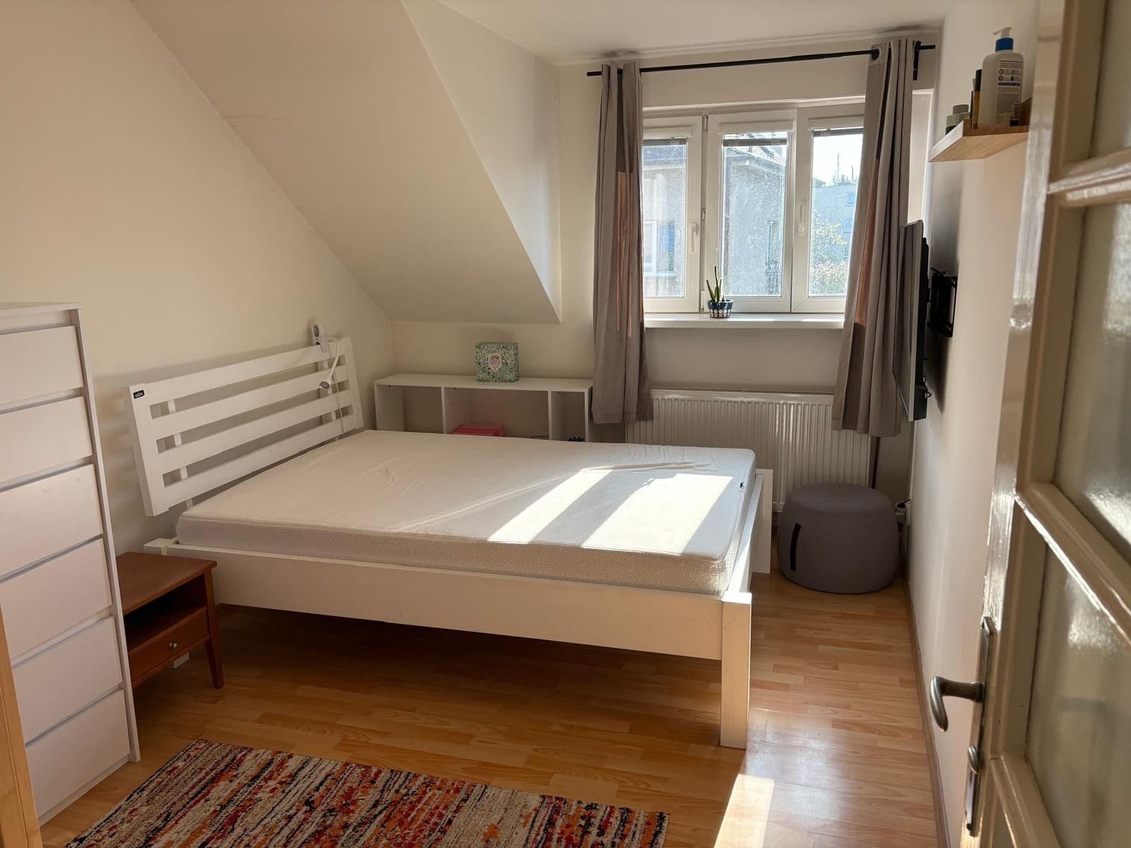 Pronájem bytu 2+1 45 m², Žernovská, Praha, Praha Pronájem bytu 2+1 45 m², Žernovská, Praha, Praha