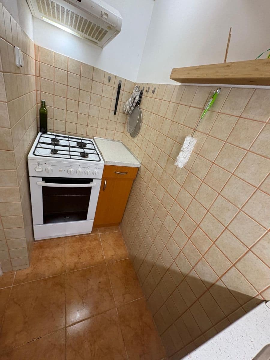 Pronájem bytu 2+1 45 m², Žernovská, Praha, Praha Pronájem bytu 2+1 45 m², Žernovská, Praha, Praha
