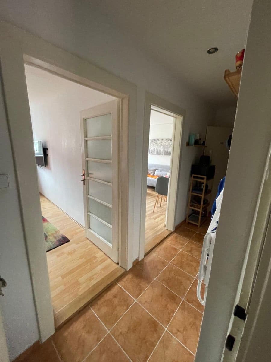 Pronájem bytu 2+1 45 m², Žernovská, Praha, Praha Pronájem bytu 2+1 45 m², Žernovská, Praha, Praha