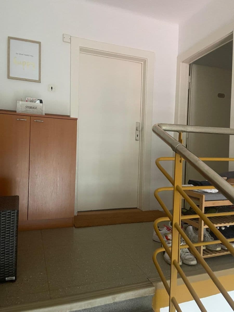 Pronájem bytu 2+1 45 m², Žernovská, Praha, Praha Pronájem bytu 2+1 45 m², Žernovská, Praha, Praha
